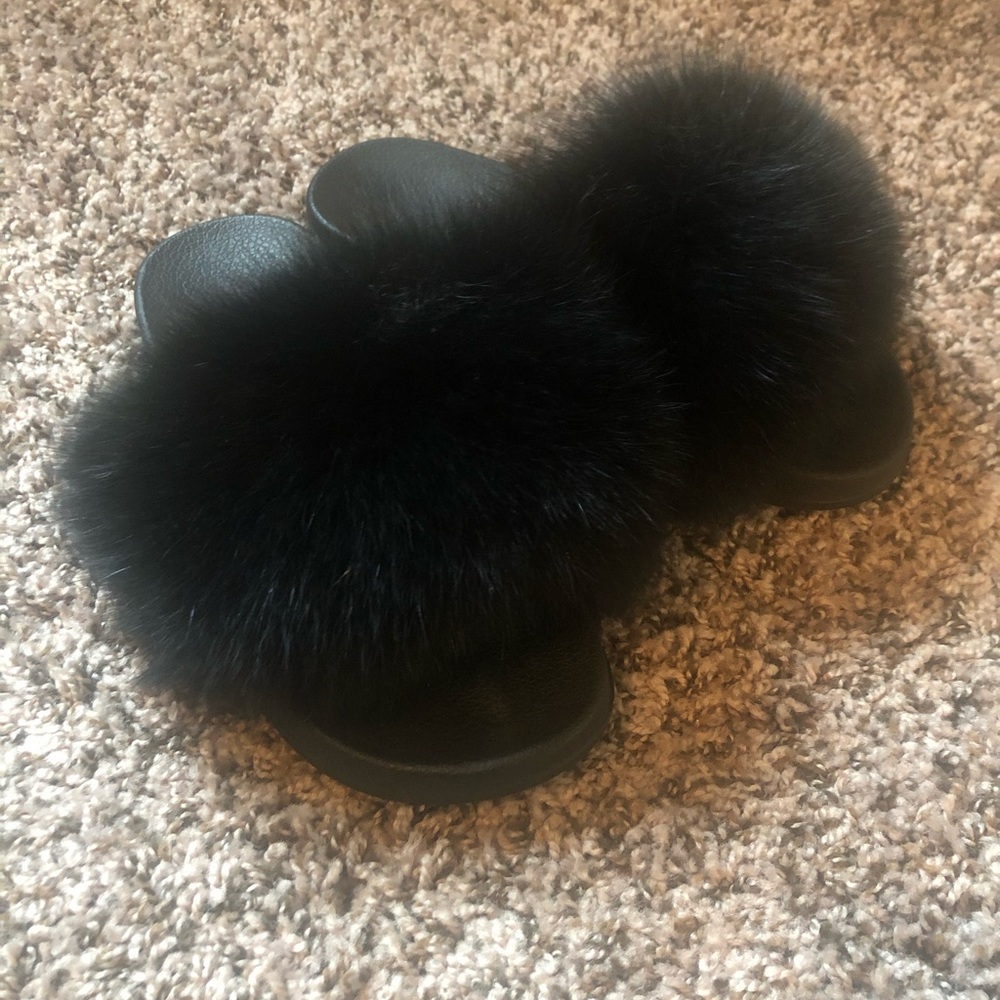 Fox Fur Slides